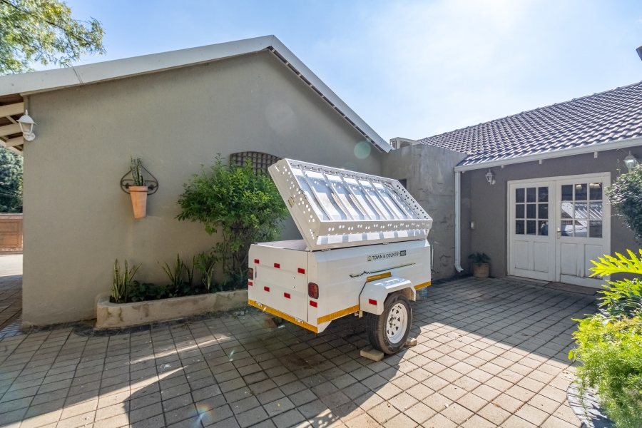 4 Bedroom Property for Sale in Norscot Gauteng
