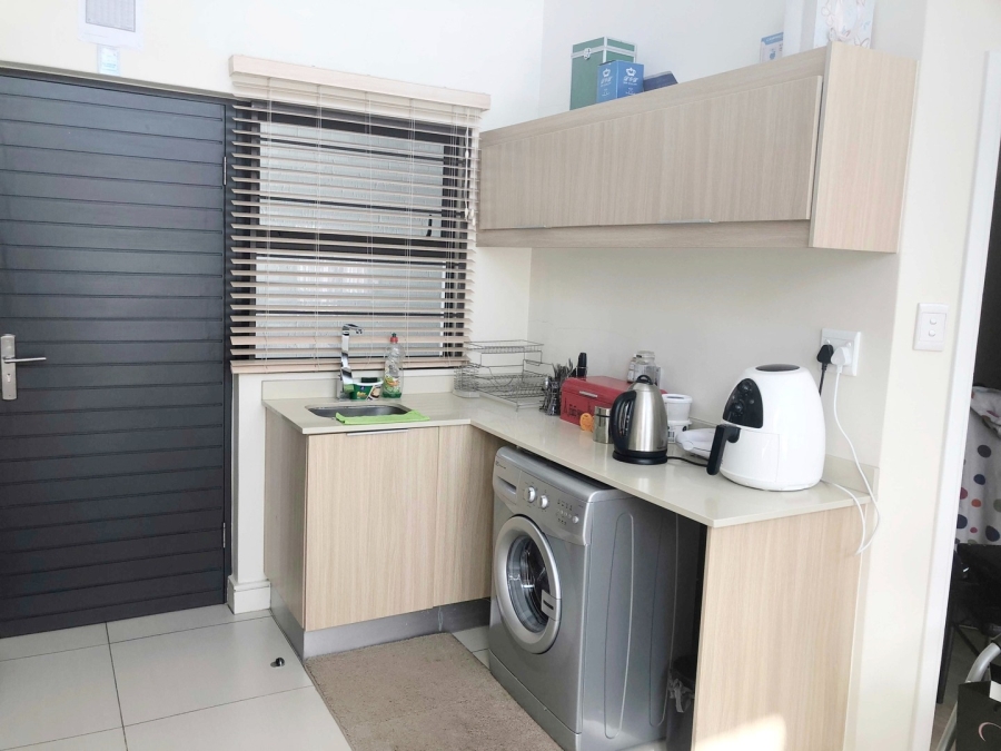 To Let 2 Bedroom Property for Rent in Rivonia Gauteng