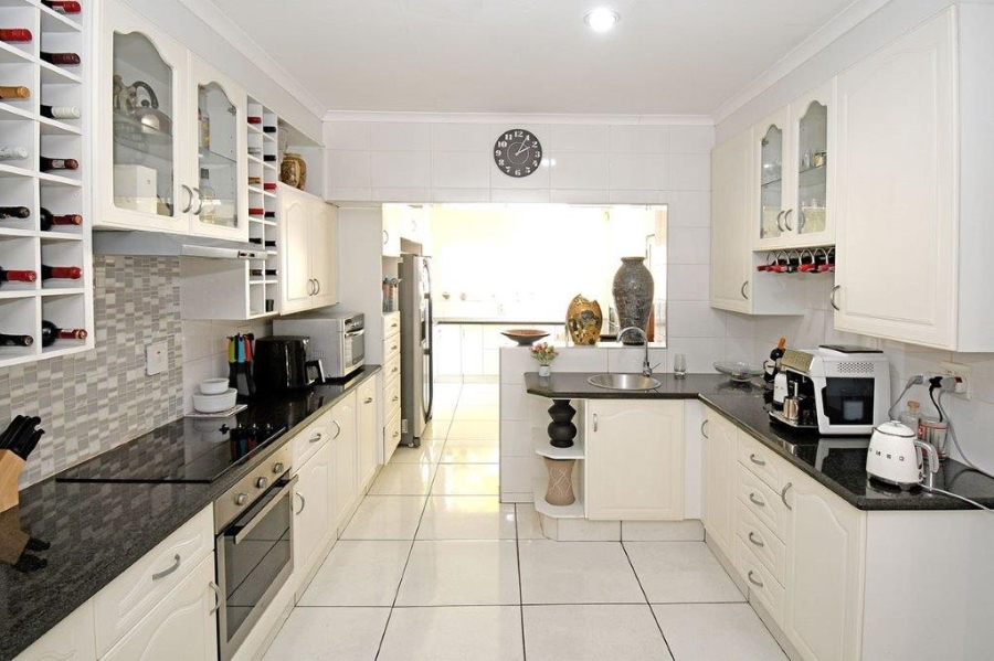 3 Bedroom Property for Sale in Marais Steyn Park Gauteng