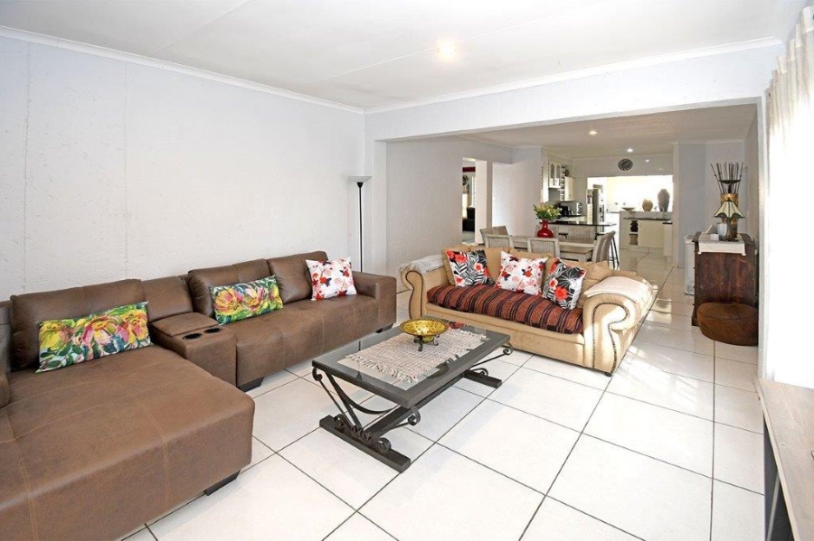 3 Bedroom Property for Sale in Marais Steyn Park Gauteng