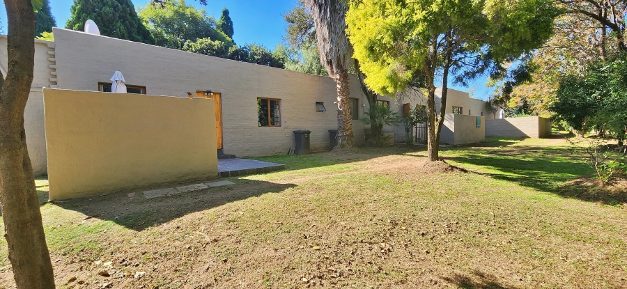 6 Bedroom Property for Sale in Beaulieu Gauteng