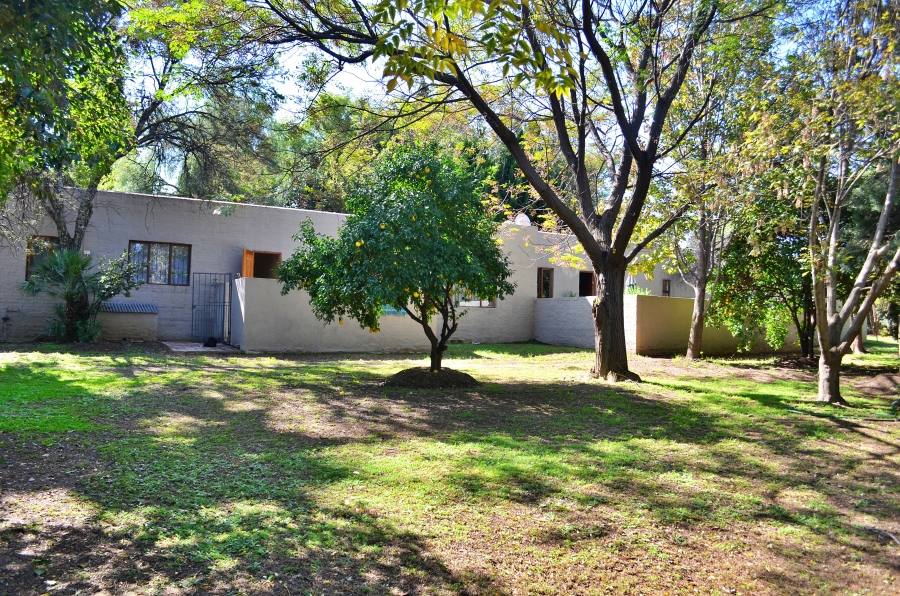 6 Bedroom Property for Sale in Beaulieu Gauteng