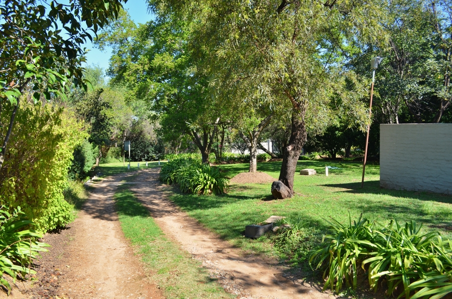 6 Bedroom Property for Sale in Beaulieu Gauteng