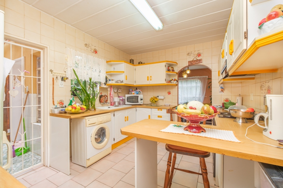 3 Bedroom Property for Sale in Radiokop Gauteng