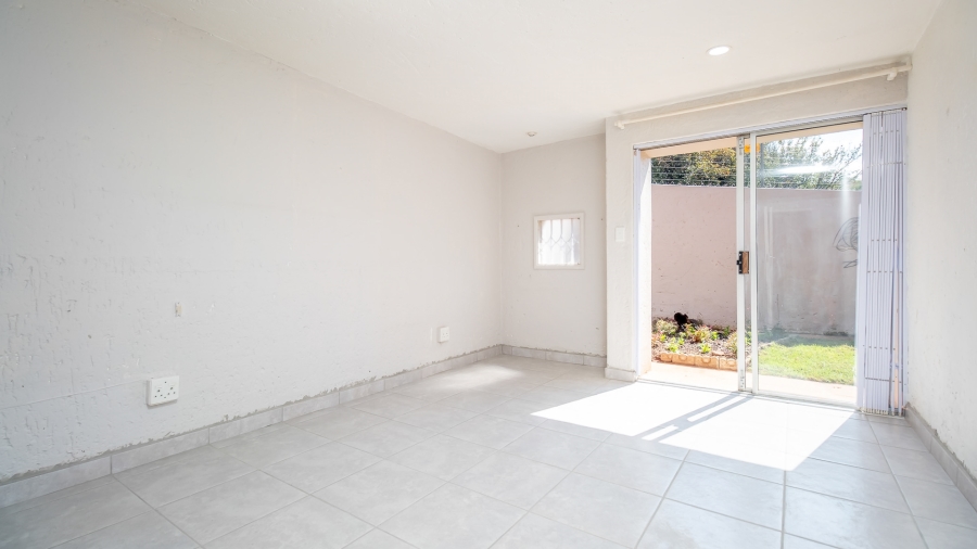 2 Bedroom Property for Sale in Northcliff Gauteng