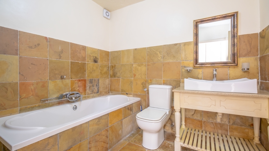 2 Bedroom Property for Sale in Northcliff Gauteng
