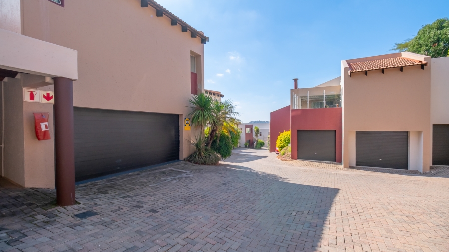 2 Bedroom Property for Sale in Northcliff Gauteng