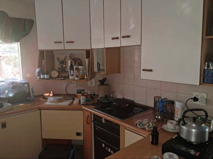 6 Bedroom Property for Sale in Suideroord Gauteng