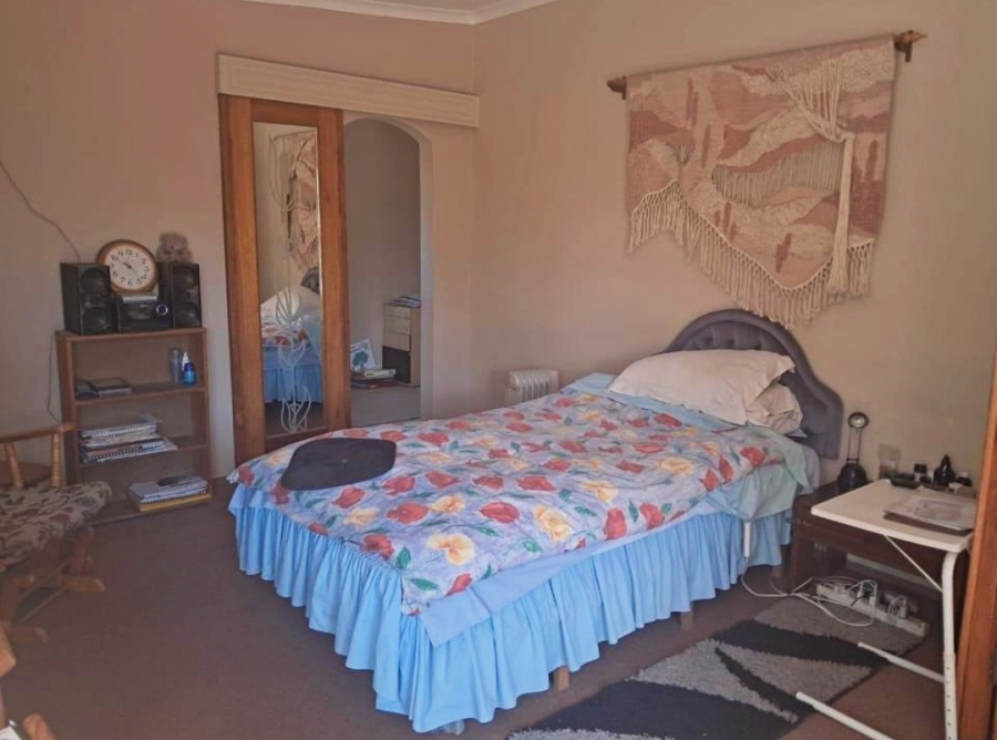 6 Bedroom Property for Sale in Suideroord Gauteng