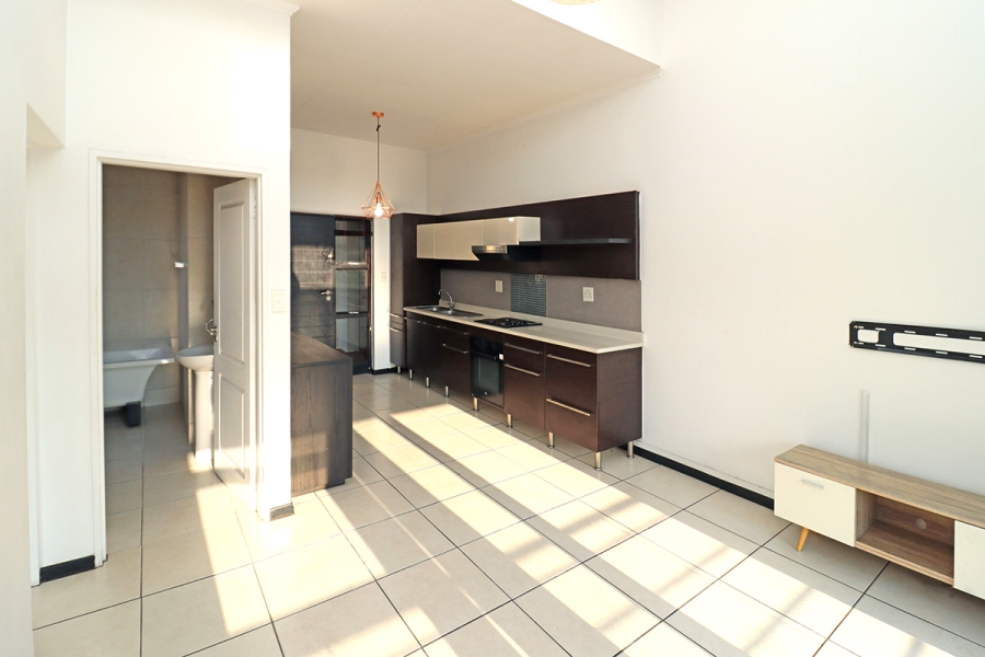 1 Bedroom Property for Sale in Greenstone Hill Gauteng