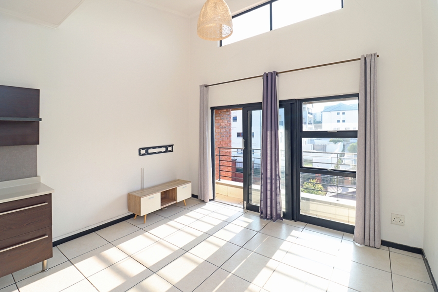 1 Bedroom Property for Sale in Greenstone Hill Gauteng