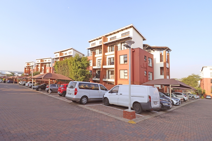 1 Bedroom Property for Sale in Greenstone Hill Gauteng