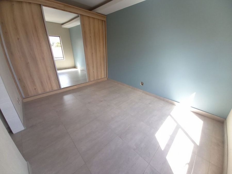2 Bedroom Property for Sale in Ravenswood Gauteng