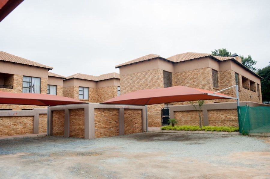 3 Bedroom Property for Sale in Ravenswood Gauteng