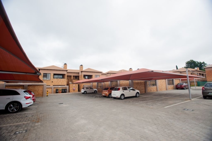3 Bedroom Property for Sale in Ravenswood Gauteng