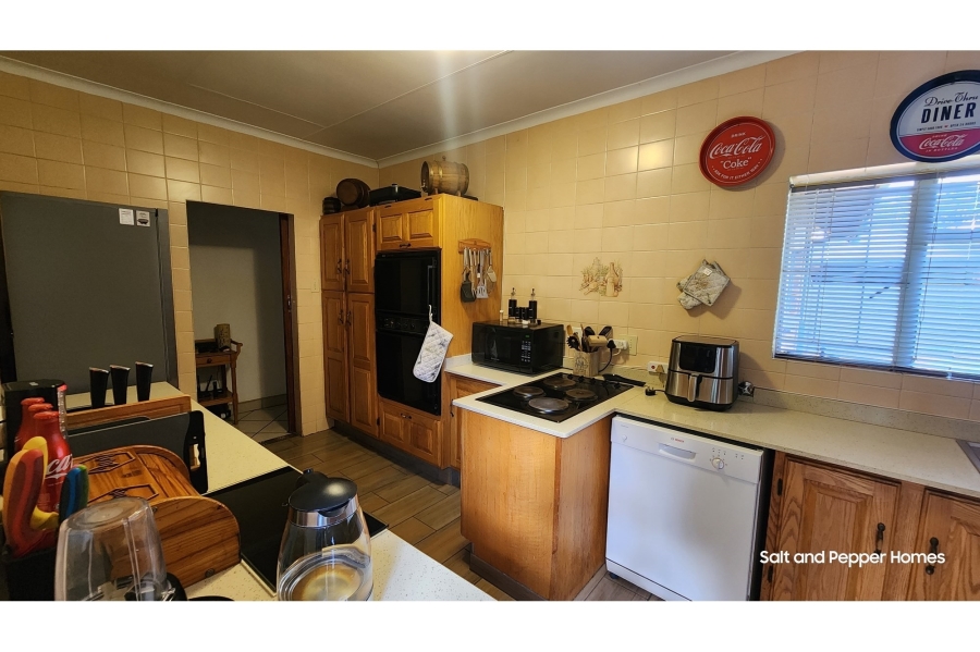 4 Bedroom Property for Sale in Magalieskruin Gauteng