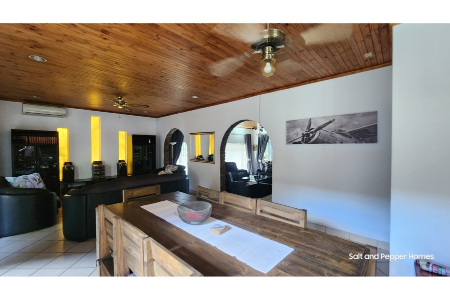 4 Bedroom Property for Sale in Magalieskruin Gauteng