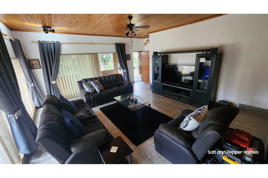 4 Bedroom Property for Sale in Magalieskruin Gauteng