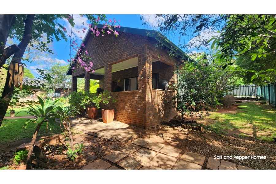 4 Bedroom Property for Sale in Magalieskruin Gauteng