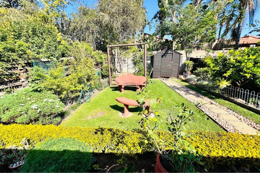 2 Bedroom Property for Sale in North Riding Gauteng
