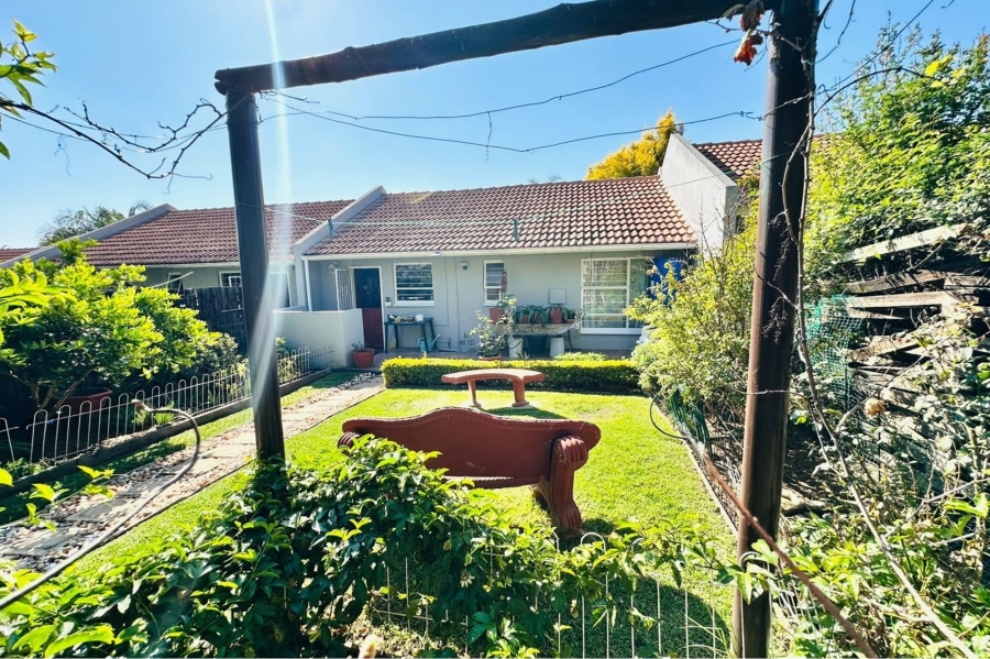 2 Bedroom Property for Sale in North Riding Gauteng