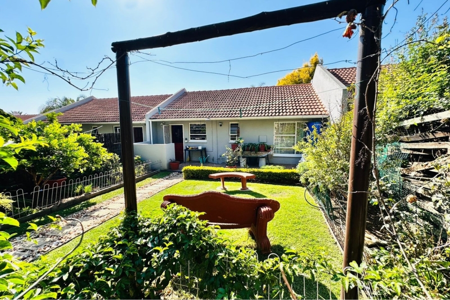 2 Bedroom Property for Sale in North Riding Gauteng
