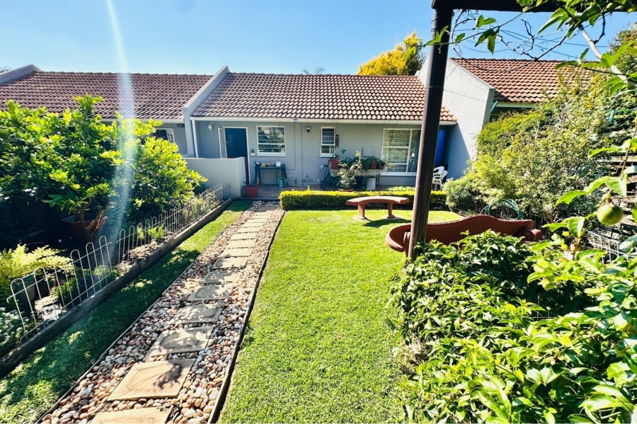 2 Bedroom Property for Sale in North Riding Gauteng