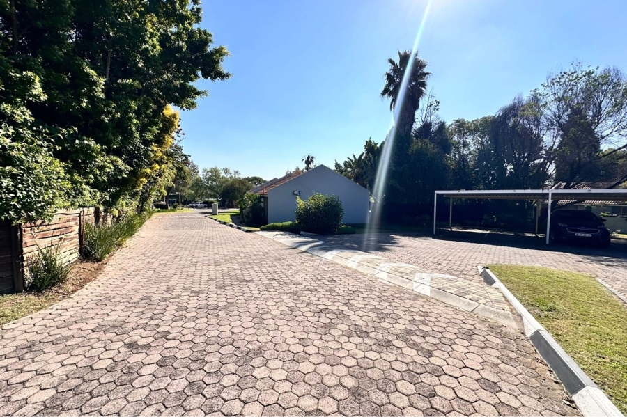 2 Bedroom Property for Sale in North Riding Gauteng