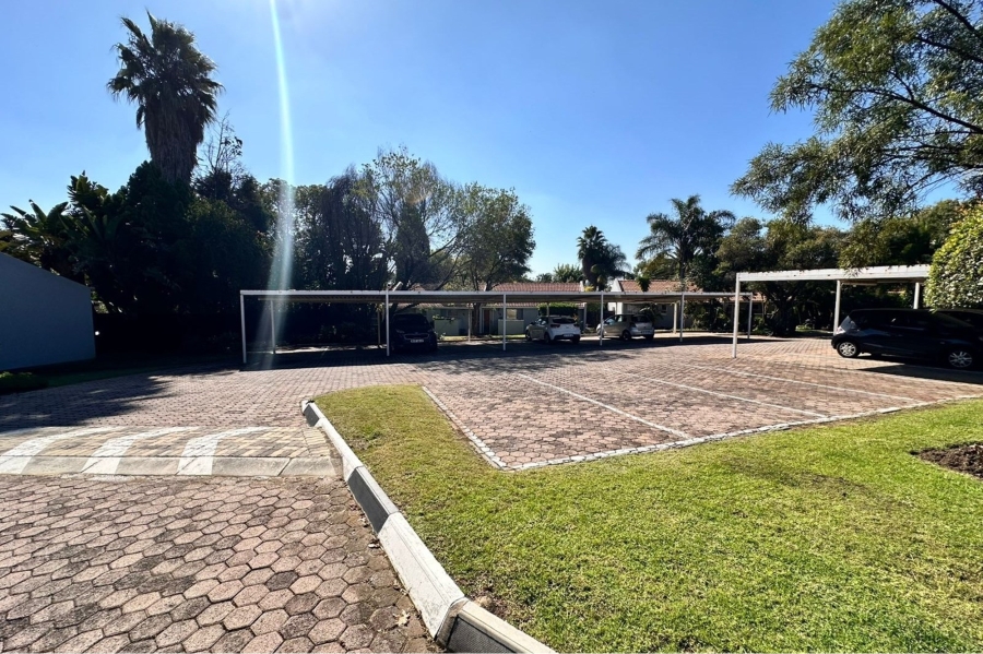 2 Bedroom Property for Sale in North Riding Gauteng