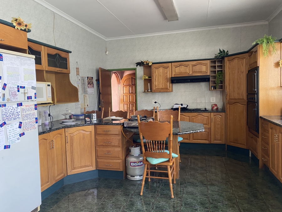 4 Bedroom Property for Sale in Palm Ridge Gauteng