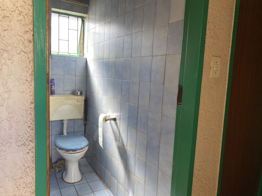 4 Bedroom Property for Sale in Palm Ridge Gauteng