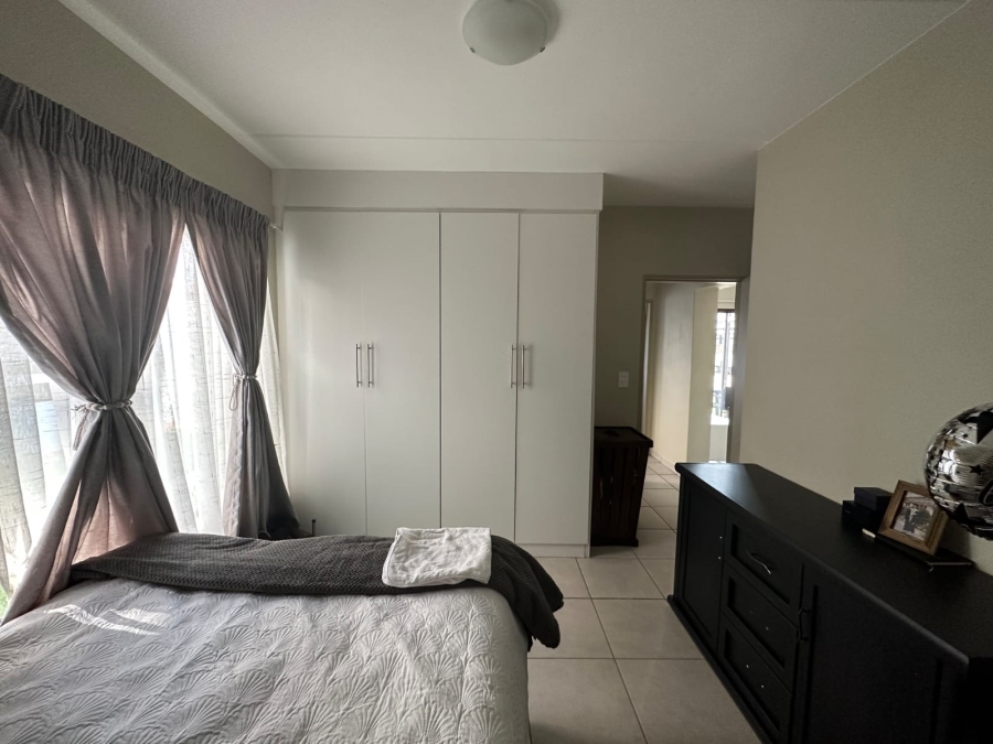 2 Bedroom Property for Sale in Brentwood Gauteng