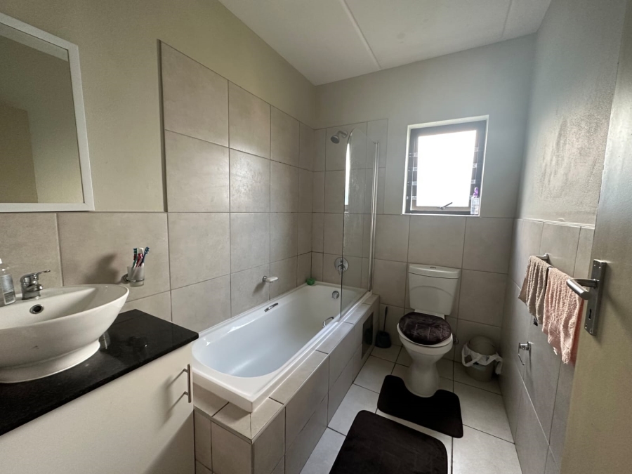 2 Bedroom Property for Sale in Brentwood Gauteng