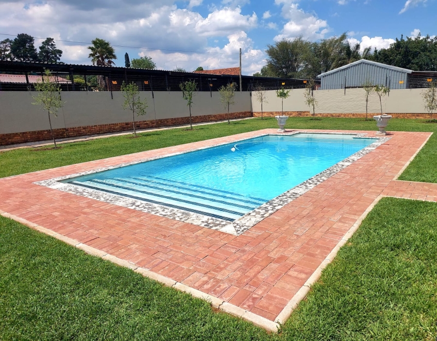 2 Bedroom Property for Sale in Brentwood Gauteng