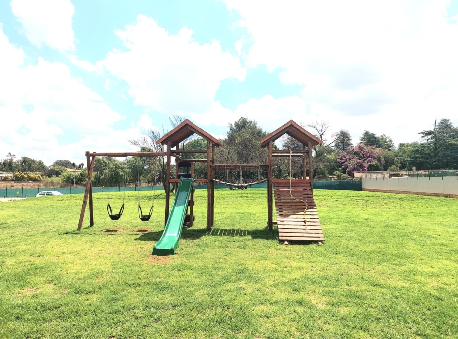 2 Bedroom Property for Sale in Brentwood Gauteng