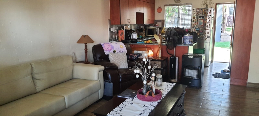 2 Bedroom Property for Sale in Greenstone Hill Gauteng