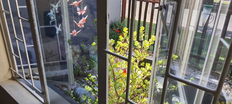 2 Bedroom Property for Sale in Greenstone Hill Gauteng