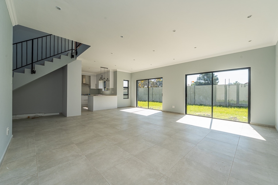 3 Bedroom Property for Sale in North Riding Gauteng
