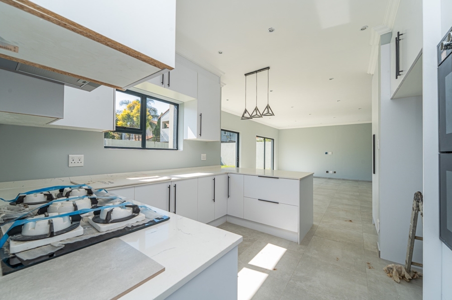 3 Bedroom Property for Sale in North Riding Gauteng