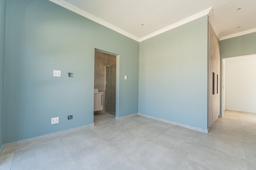 3 Bedroom Property for Sale in North Riding Gauteng