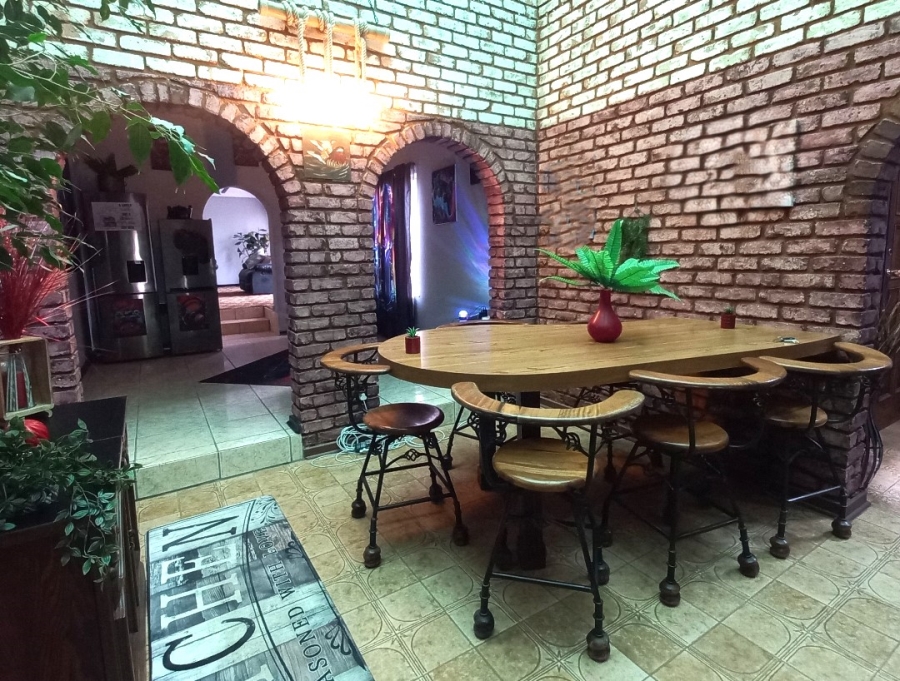 4 Bedroom Property for Sale in Florauna Gauteng