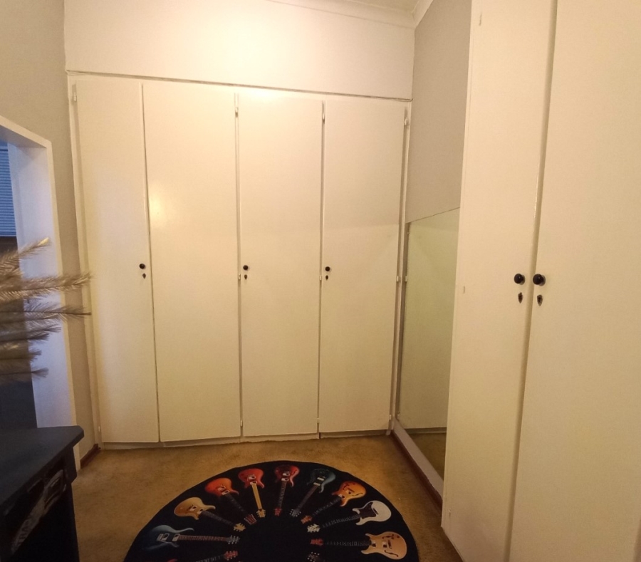 4 Bedroom Property for Sale in Florauna Gauteng