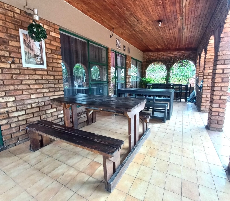4 Bedroom Property for Sale in Florauna Gauteng