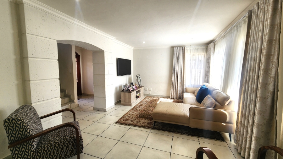 3 Bedroom Property for Sale in Moreleta Park Gauteng