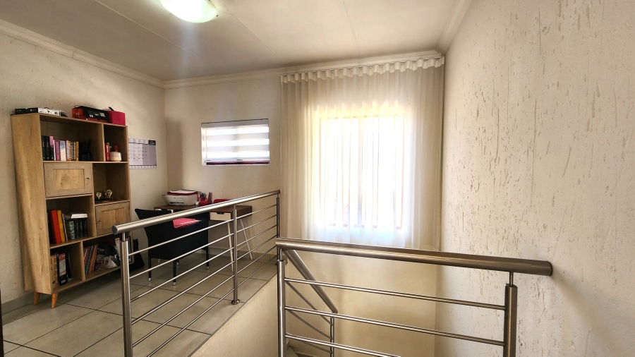 3 Bedroom Property for Sale in Moreleta Park Gauteng