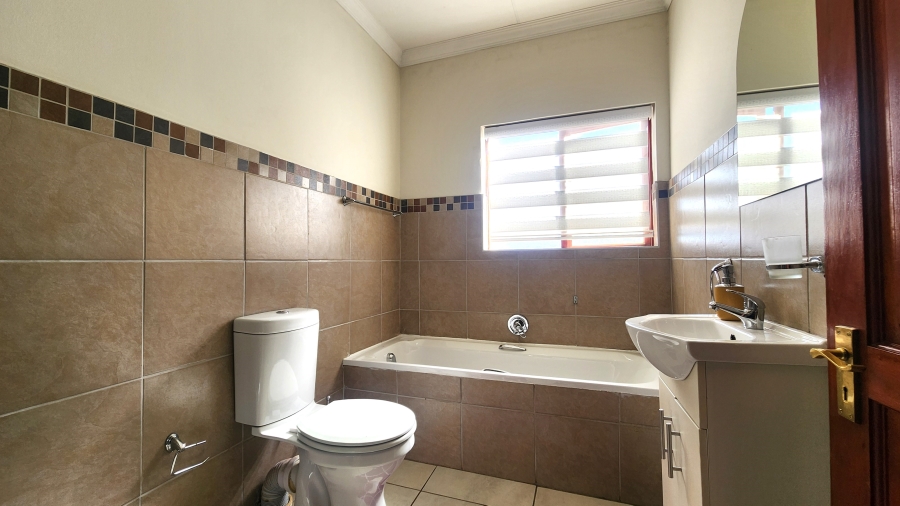 3 Bedroom Property for Sale in Moreleta Park Gauteng