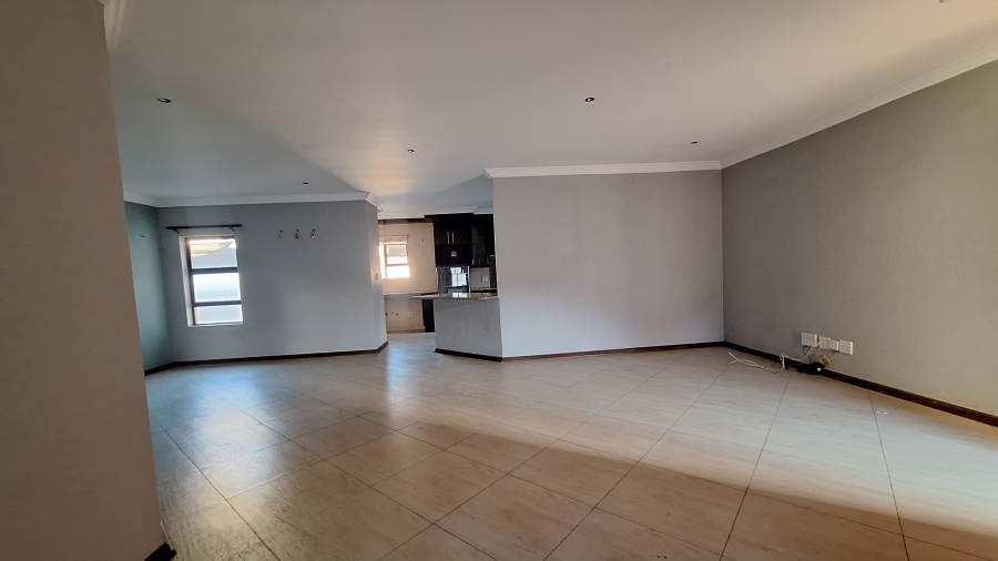 3 Bedroom Property for Sale in Thatchfield Hills Gauteng