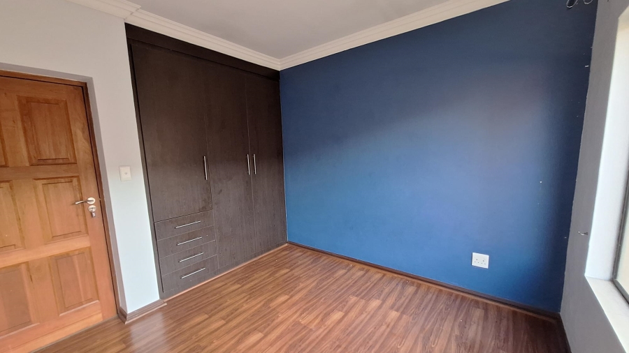 3 Bedroom Property for Sale in Thatchfield Hills Gauteng
