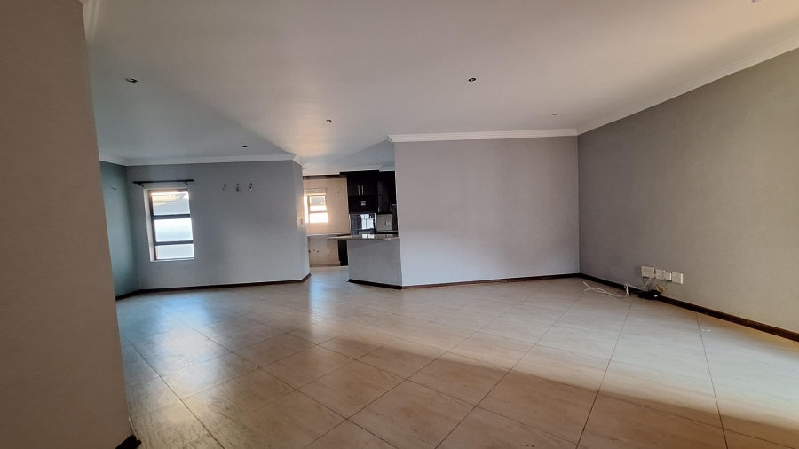 3 Bedroom Property for Sale in Thatchfield Hills Gauteng