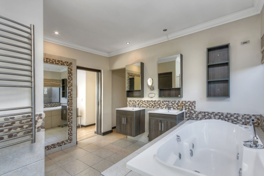 3 Bedroom Property for Sale in Morningside Gauteng